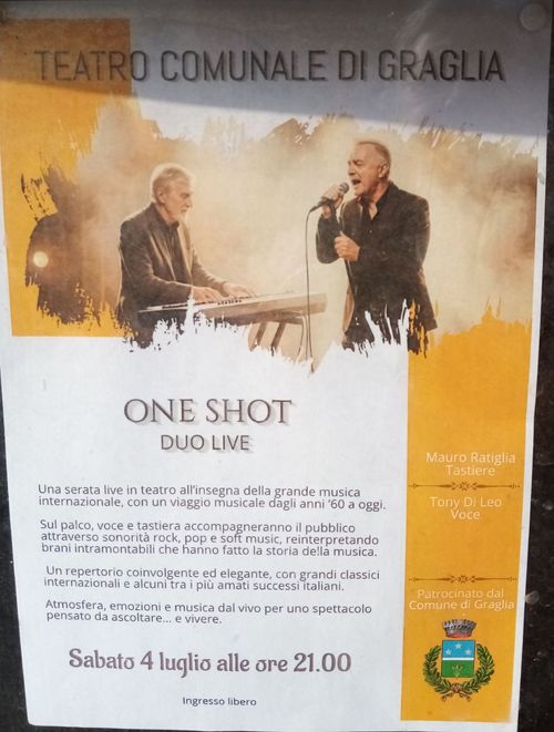 One Shot duo live